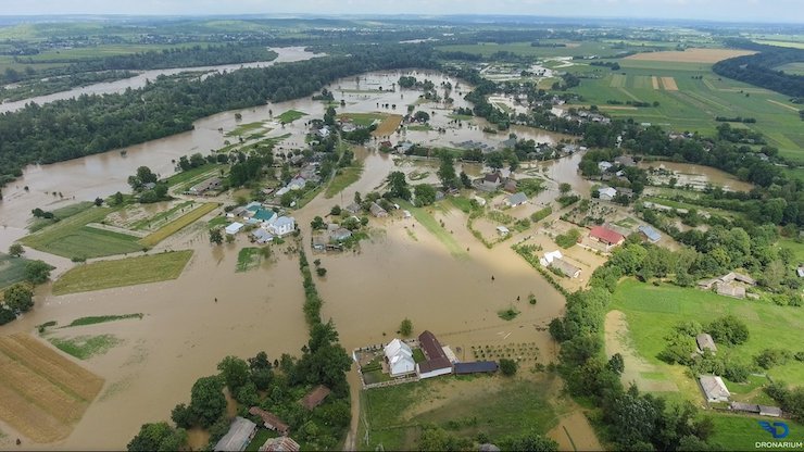 Банилів, Чернівецька область: фото Dronarium