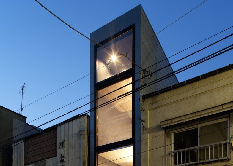 1-8-metre-wide-house-by-YUUA-Architects-and-Associates_dezeen_ban.jpg