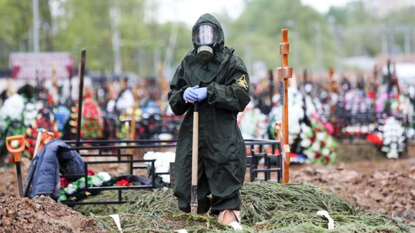 Анатомія брехні: ситуація з COVID-19 в Росії може бути гіршою, ніж визнає Кремль