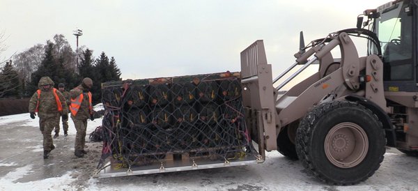 Україні треба не тільки збивати танки - а й протидіяти авіанападам загарбника. Як покращити протиповітряну оборону швидко?