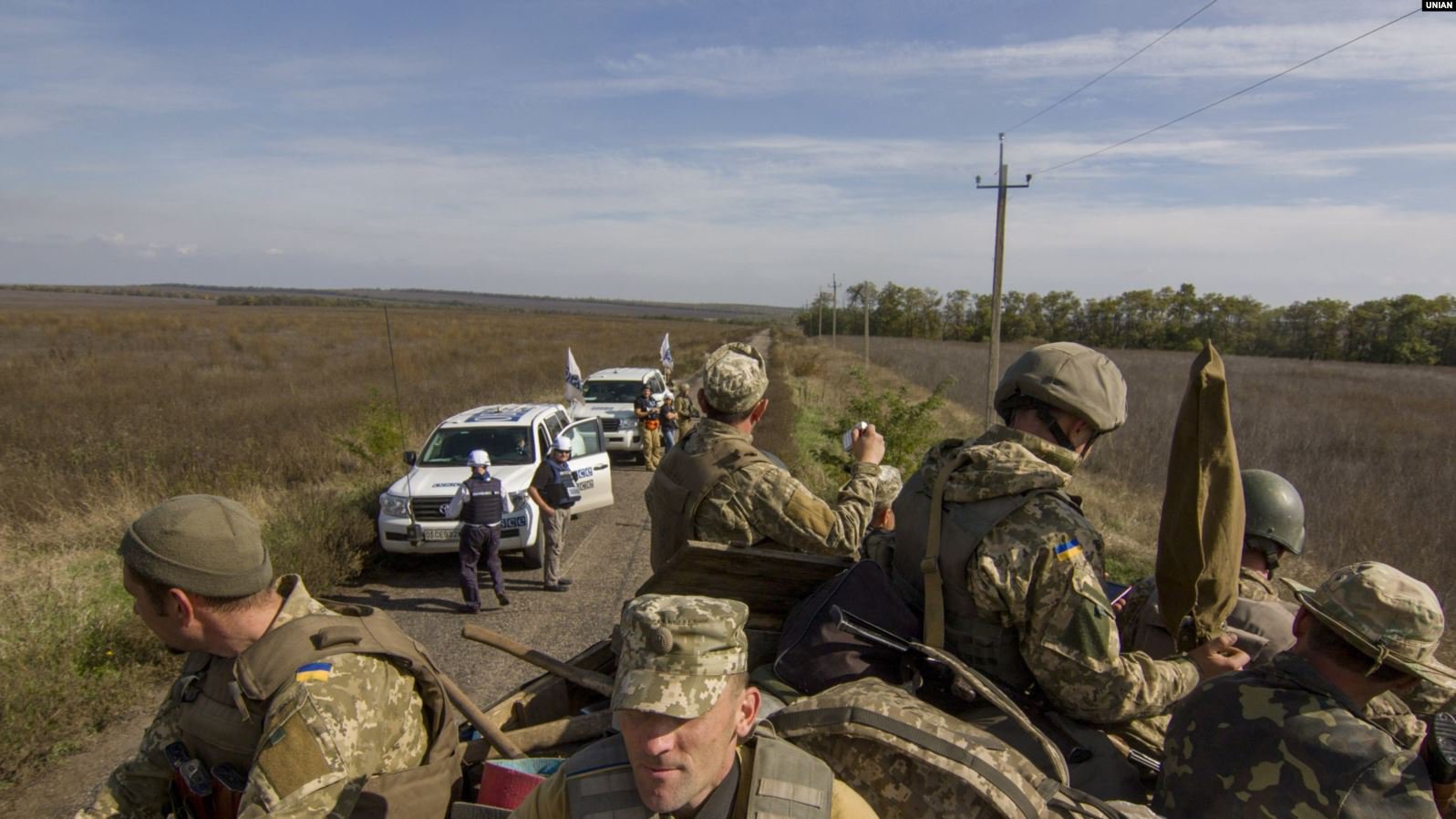 За рік перемовин на Донбасі, окрім порушованого перемир'я, нічого не змінилося