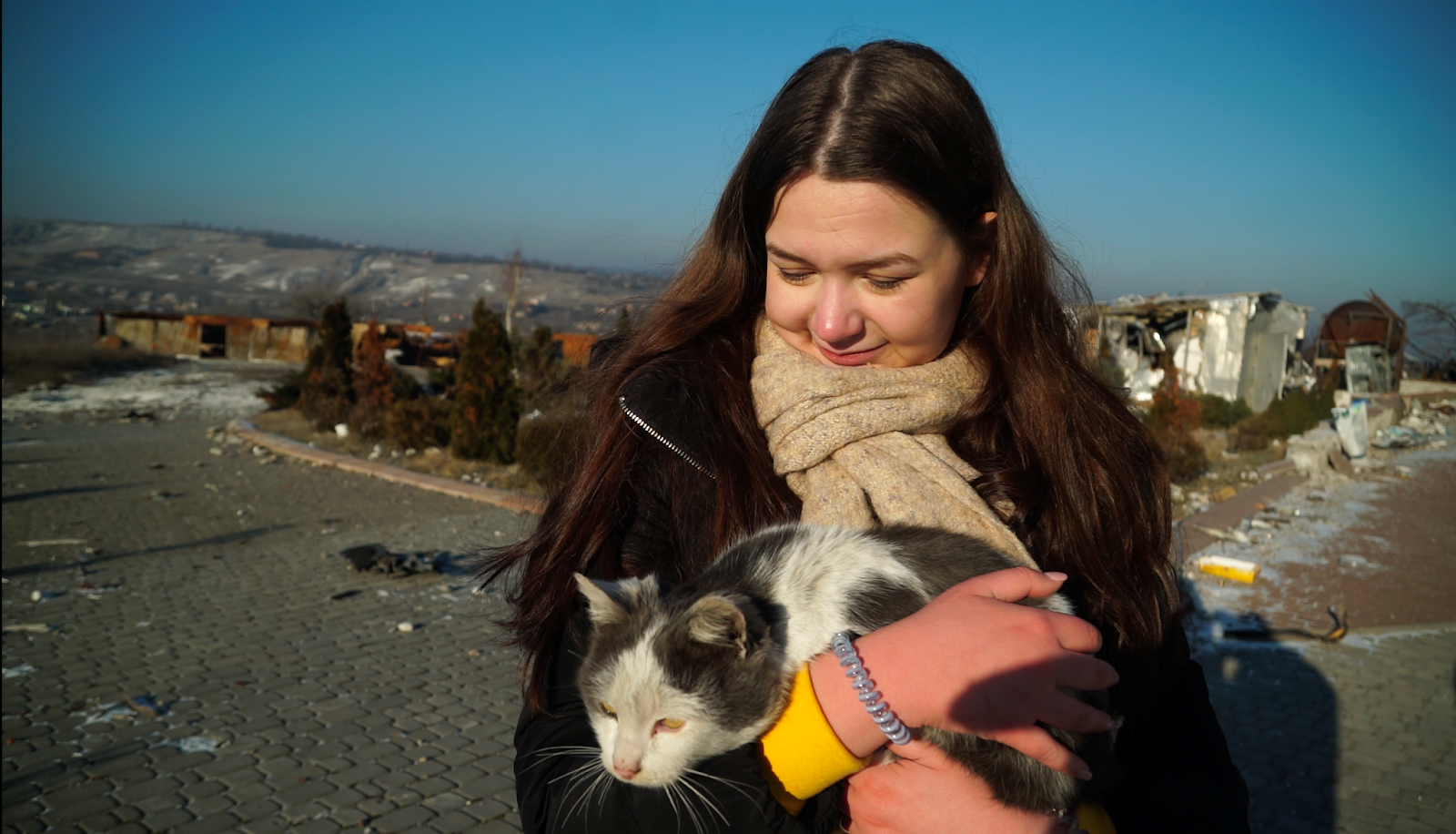 Котик Біляш, урятований із Богородичного, Донецька обл. Фото Євгена Керпатенка