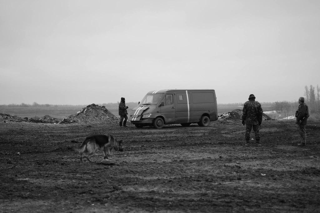 Броньований бус "працює" на армію. 2014 рік