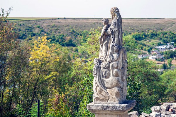 Три історії Буданова: психушка для святого, загиблий німецький поліцай, єврейський письменник, який назвався українцем