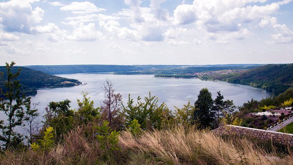 Рудківці над Дністром: розкішні краєвиди, прісне "море" та автентика