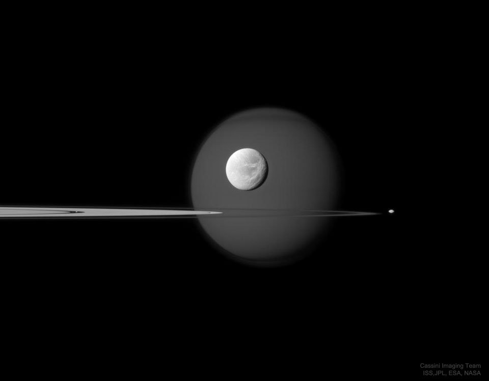 fourmoons_cassini_960.jpg