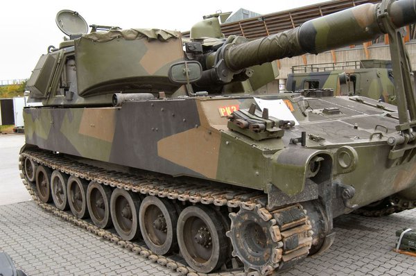 m109a3gn_07_of_52.jpg