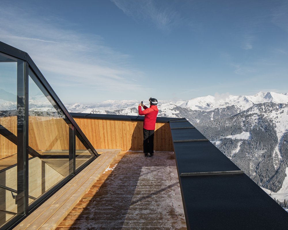 snohetta-hornbahn-2000-timber-viewing-tower-architecture-austria_dezeen_2364_col_9.jpg