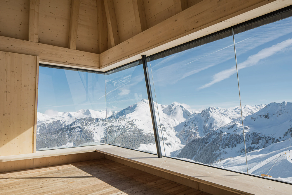 snohetta-hornbahn-2000-timber-viewing-tower-architecture-austria_dezeen_2364_col_5.webp