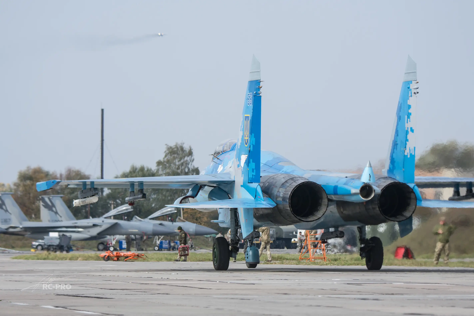 su27.webp