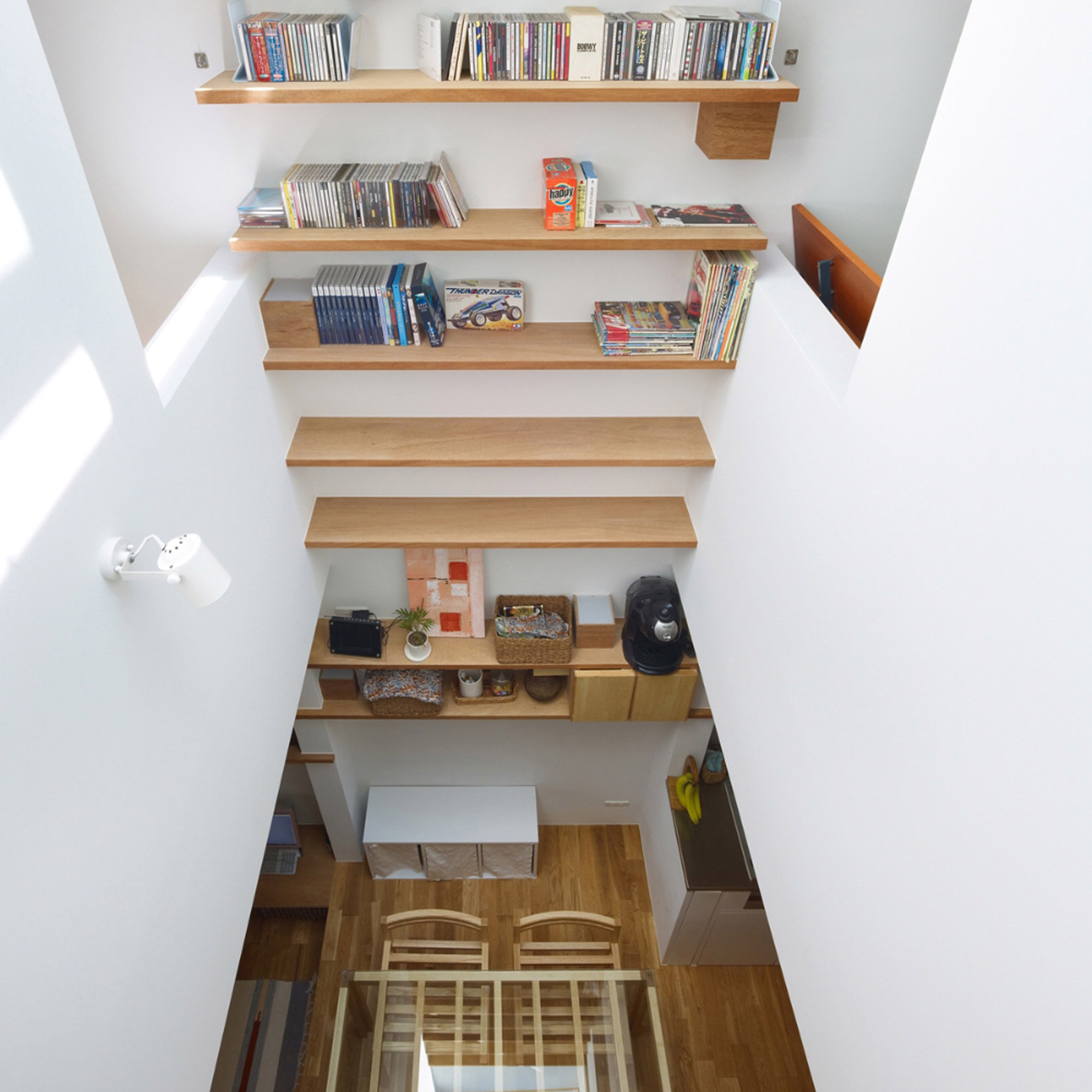 tiny-house-kobe-fujiwaramuro-architects-japan-_sq-a.jpg